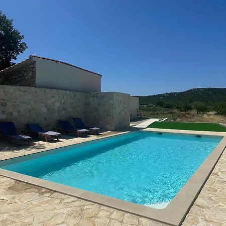 Villa Hidden Klarici