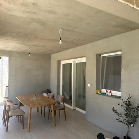 Villa Hidden