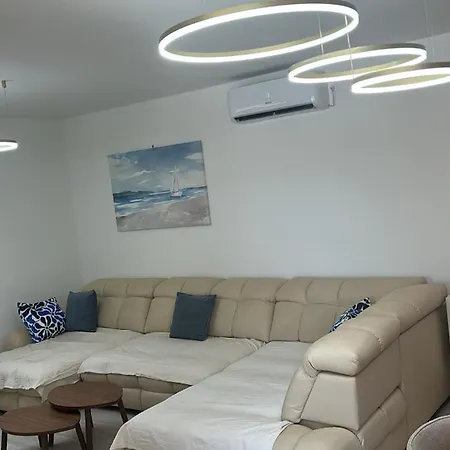 Villa Hidden *